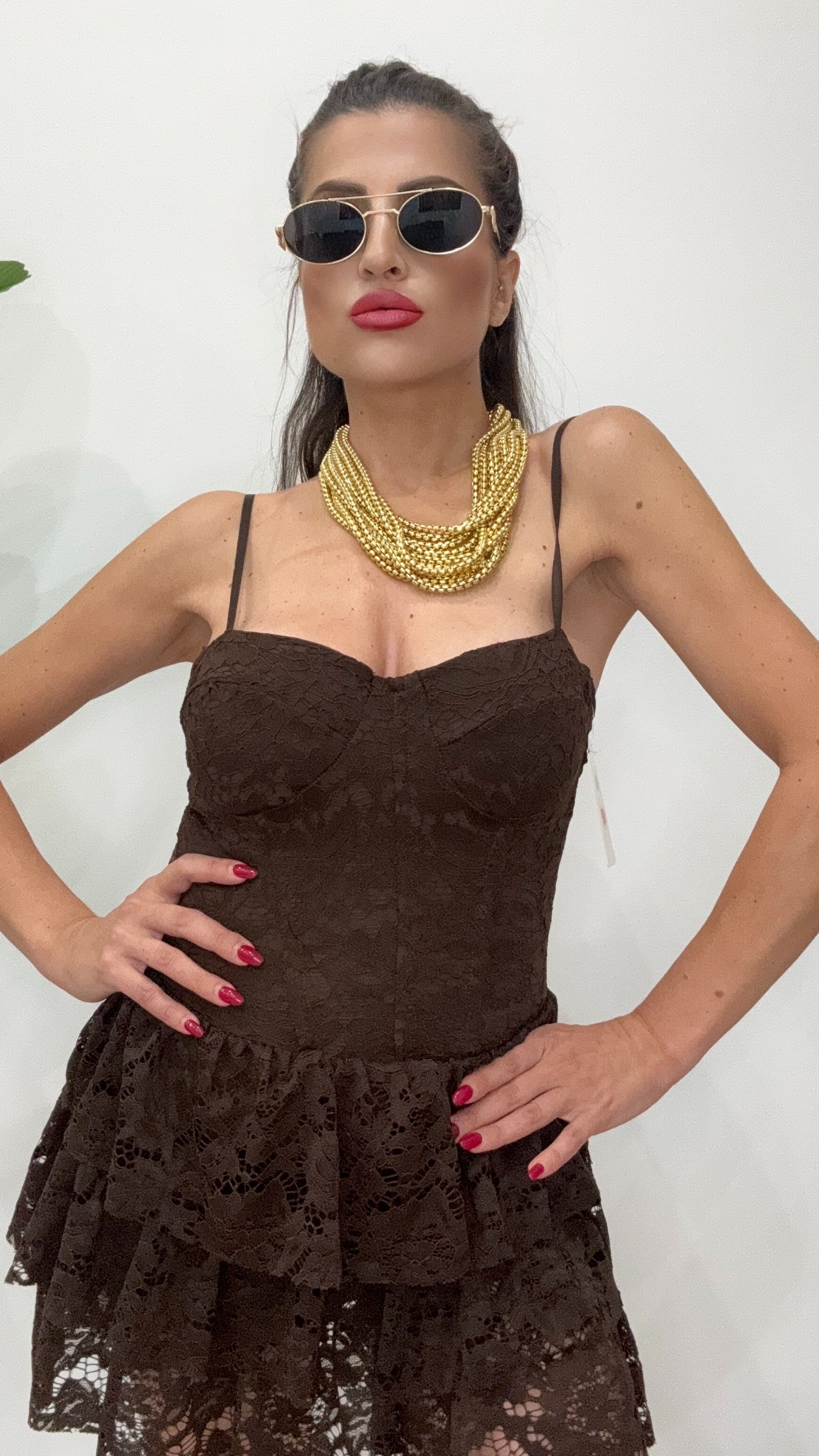 ABITO SUSY IN PIZZO MARRONE