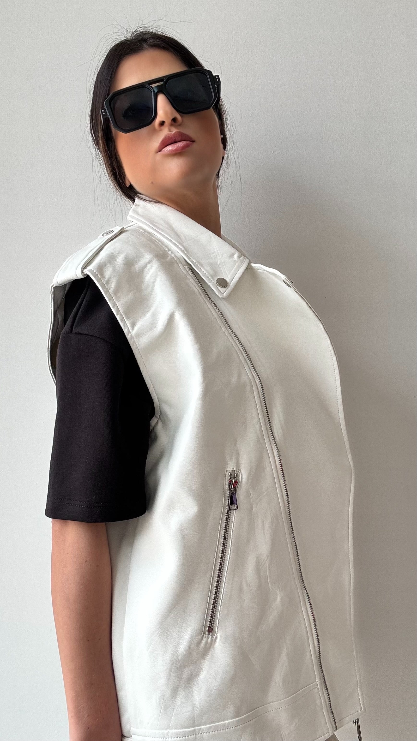CHIODO  BIANCO SMANICATO   BEA 02