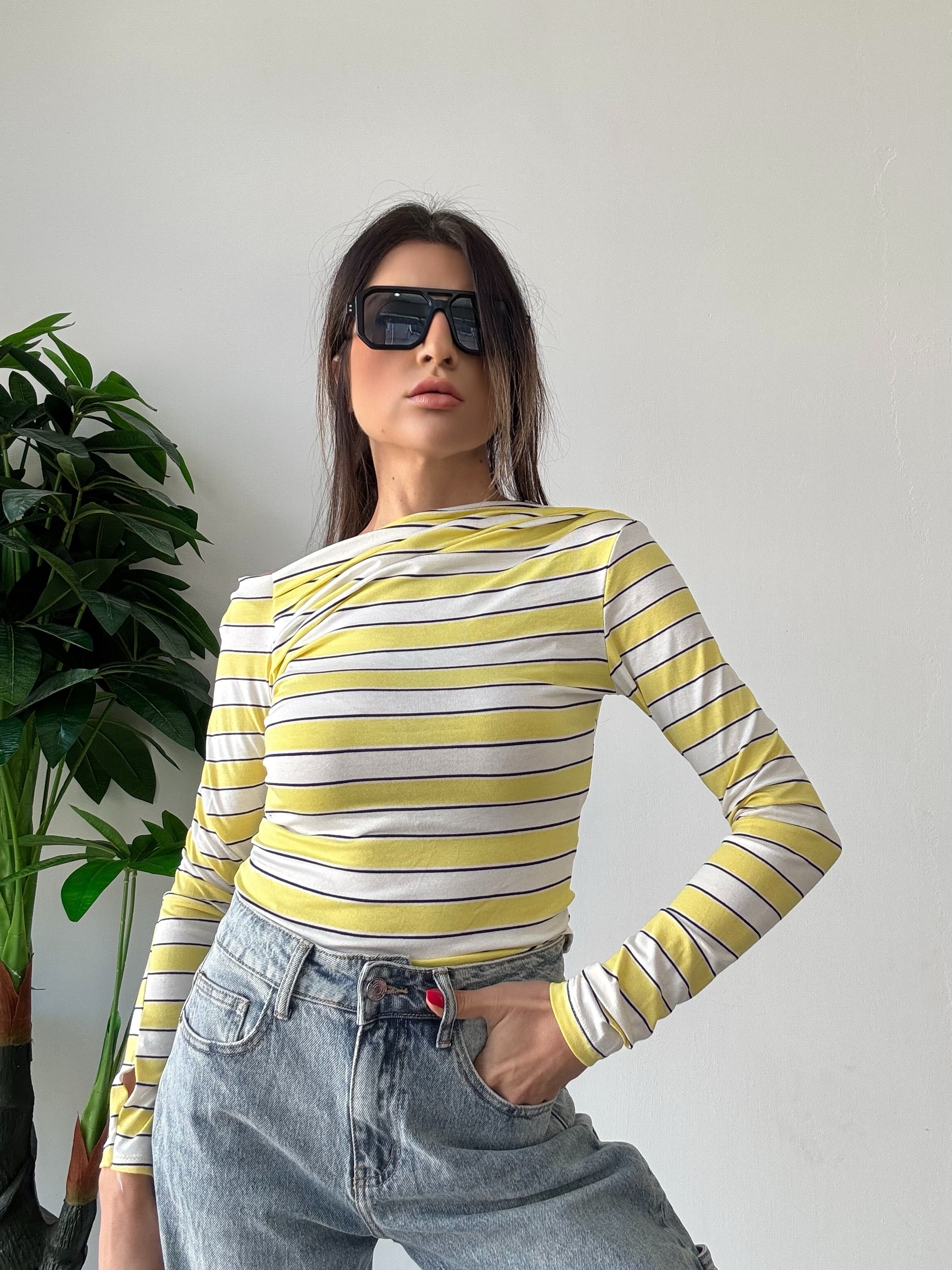 MAGLIA KIM A RIGHE GIALLA