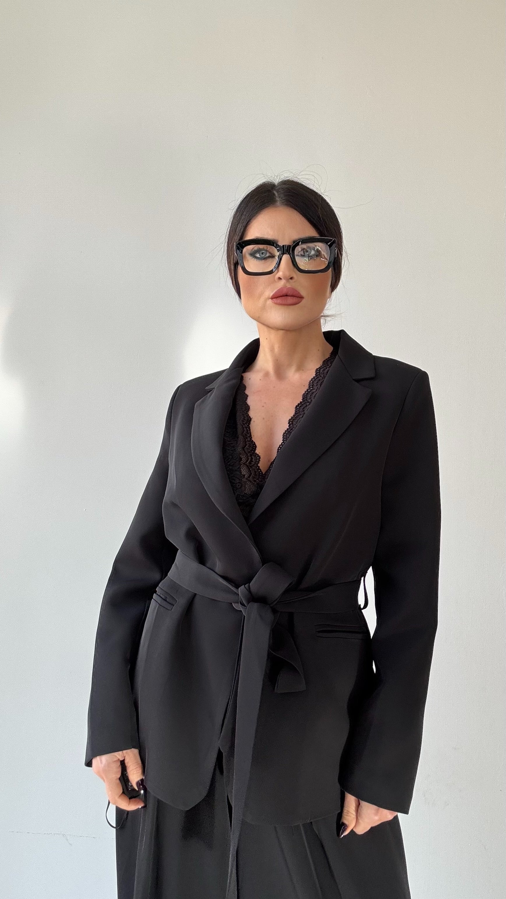 TAILLEUR NERO ILARY BY LUMINA