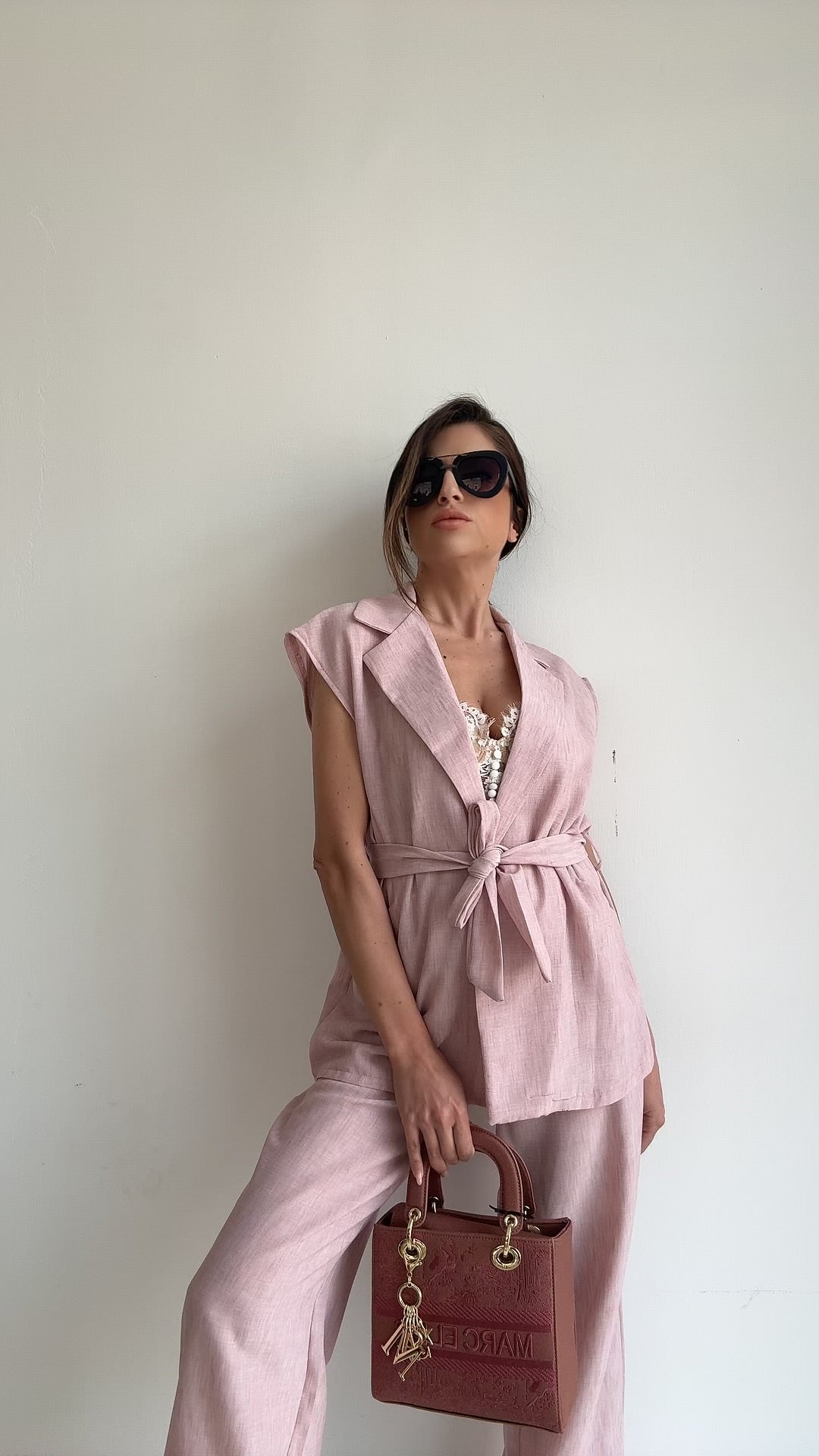 TAILLEUR CON GILET IN “LINO” ROSA